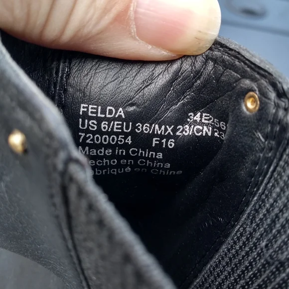 Women's Calvin Klein Black Chunky Block Heel Felda Booties, Size 6, Ankl… - Picture 10 of 16